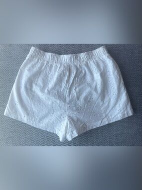 Thread & Supply Eyelet Cotton Shorts | NWT | Medium | White | 100% Cotton